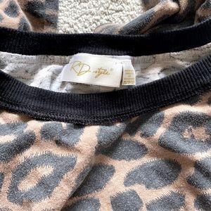 Leopard print t-shirt